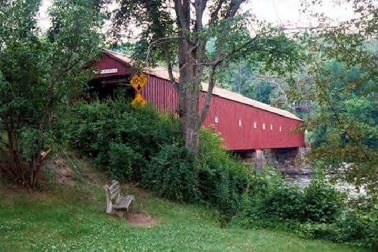West Cornwall Covered Bridge-West Cornwall必去景点