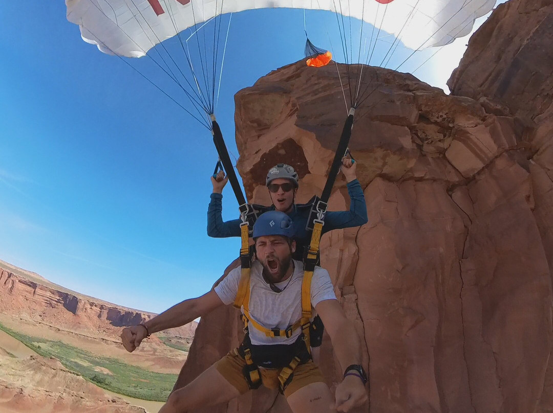 Tandem BASE Moab-莫阿布必去景点