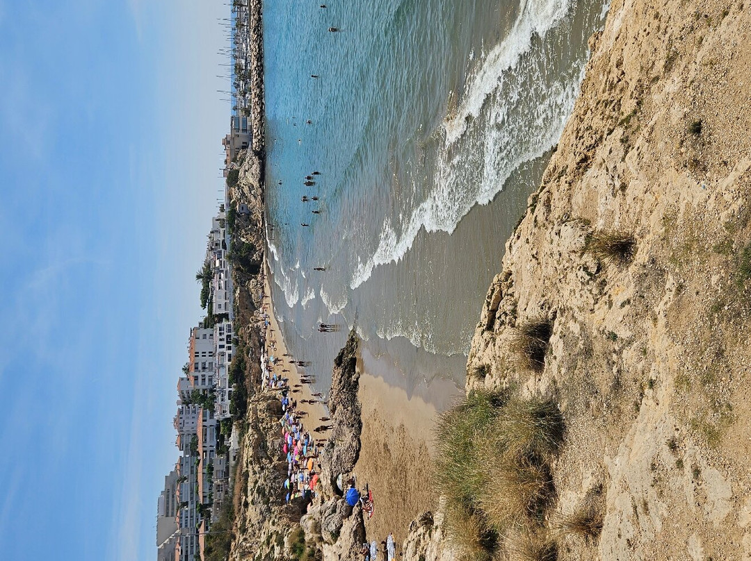 努迪斯塔卡拉巴尔敏斯沙滩-锡切斯必去景点