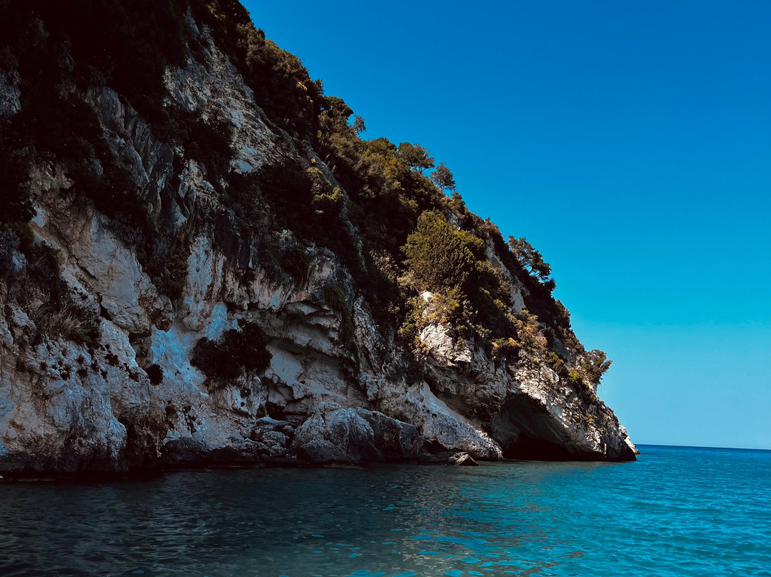 Meraki Speedboats-提斯里菲必去景点