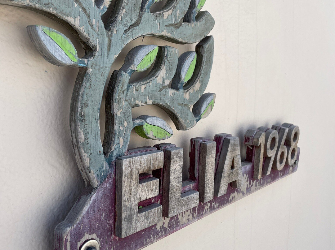 Elia 1968 Cave Houses主图