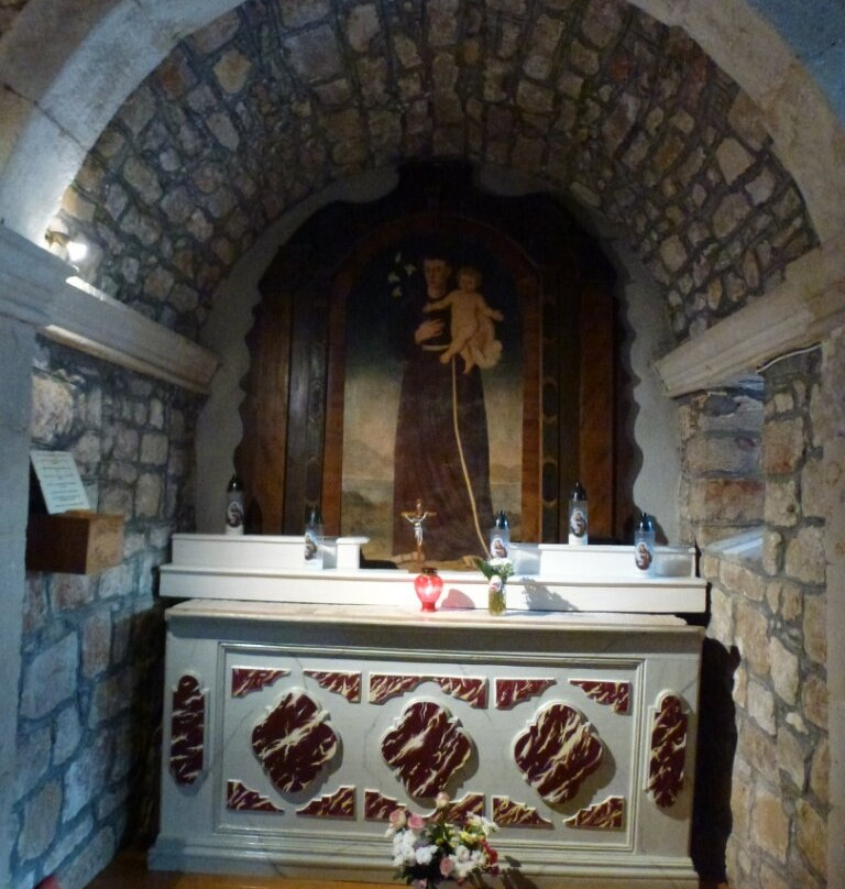 Church Of St. Anthony-波尔必去景点