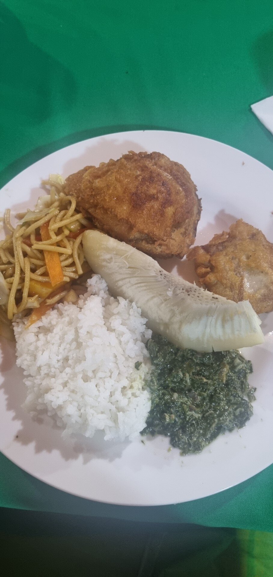 Tanu Beach Fales-官方