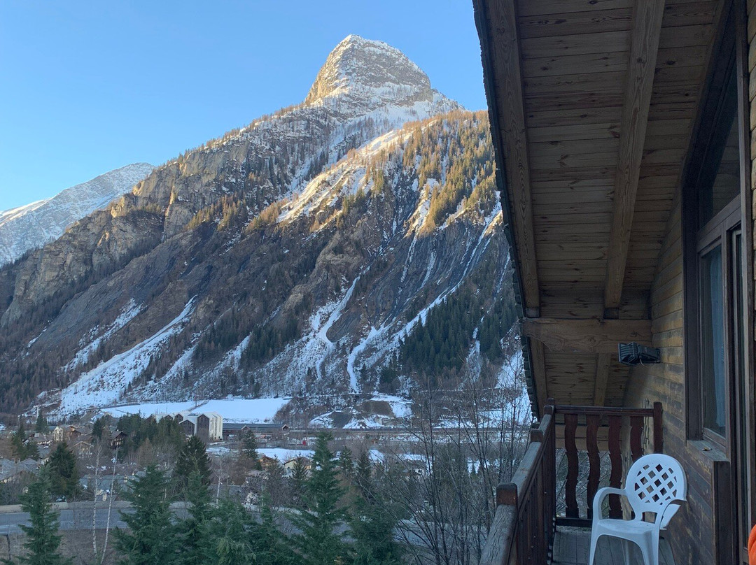 Chalet Joli主图
