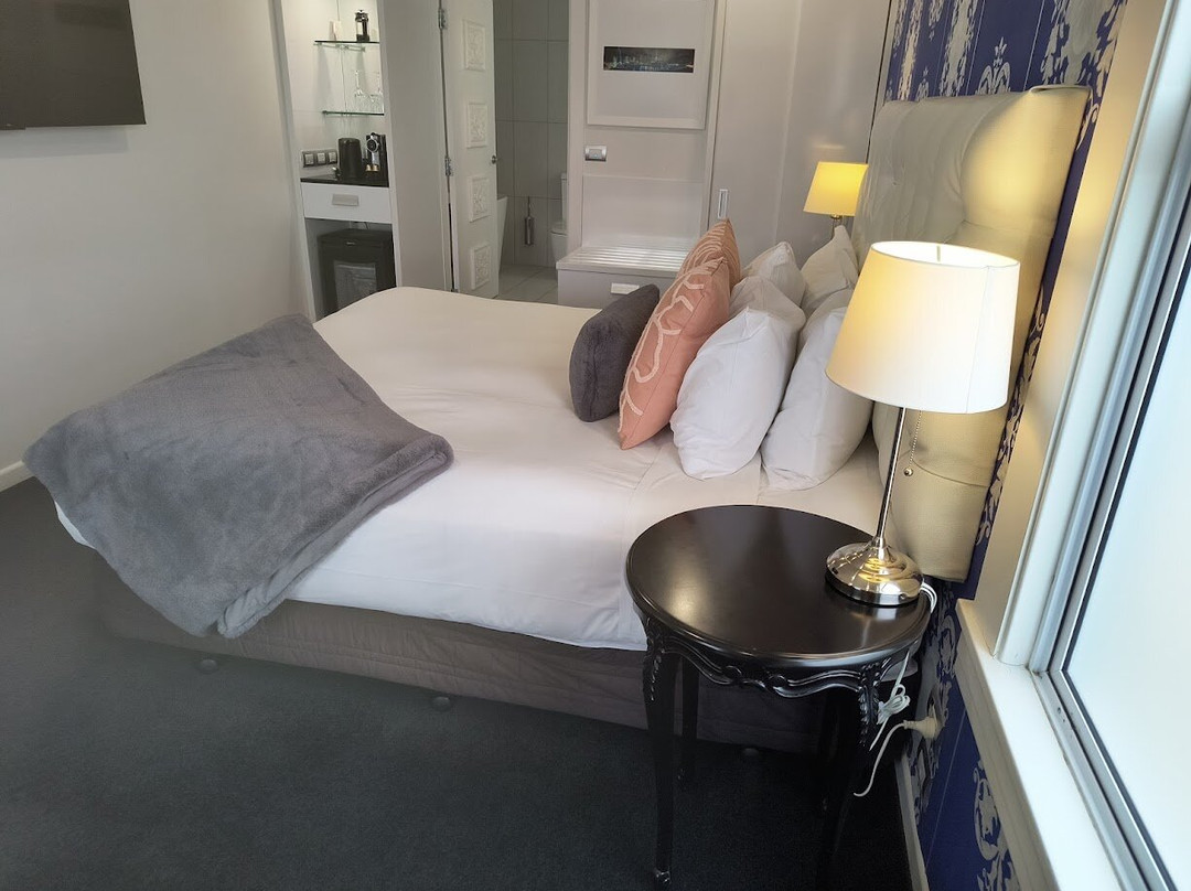 黑天鹅湖景精品酒店主图