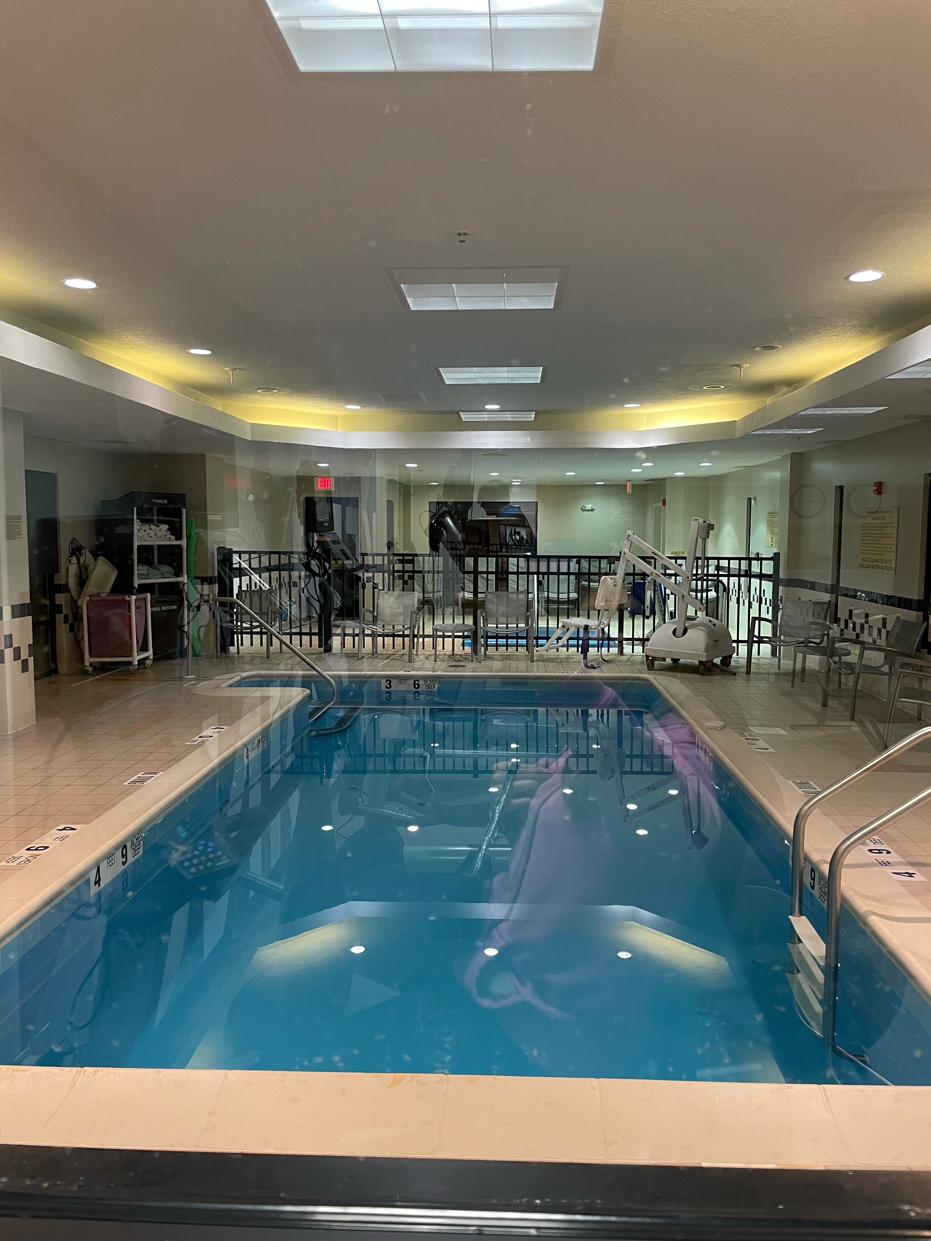 SpringHill Suites Tarrytown Westchester County-泳池