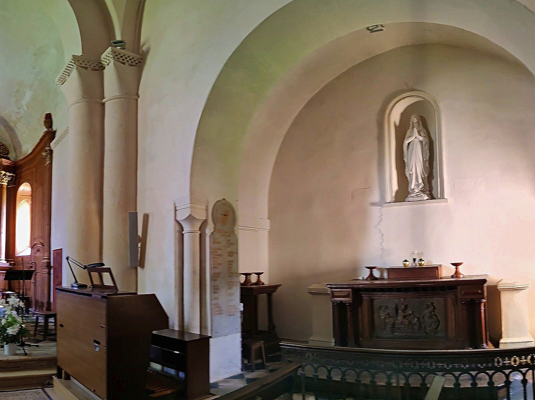 Eglise Saint-vivien De Cherves景点图片