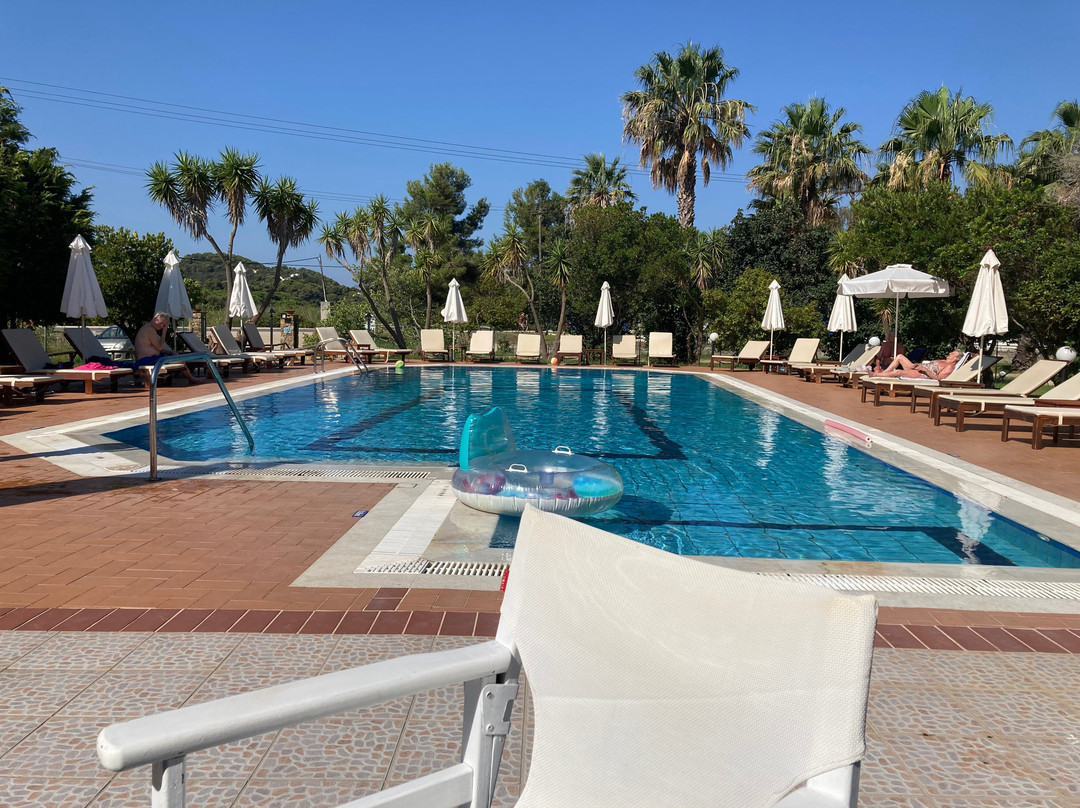 Sunset studios & Apartments主图