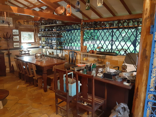 Antiquário Passado Presente-Cambuquira必去景点