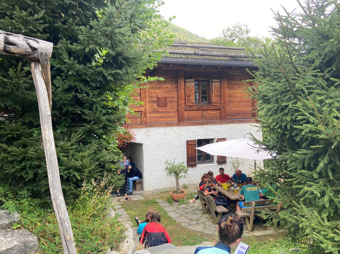 Gite Tupilak Les Meandres主图