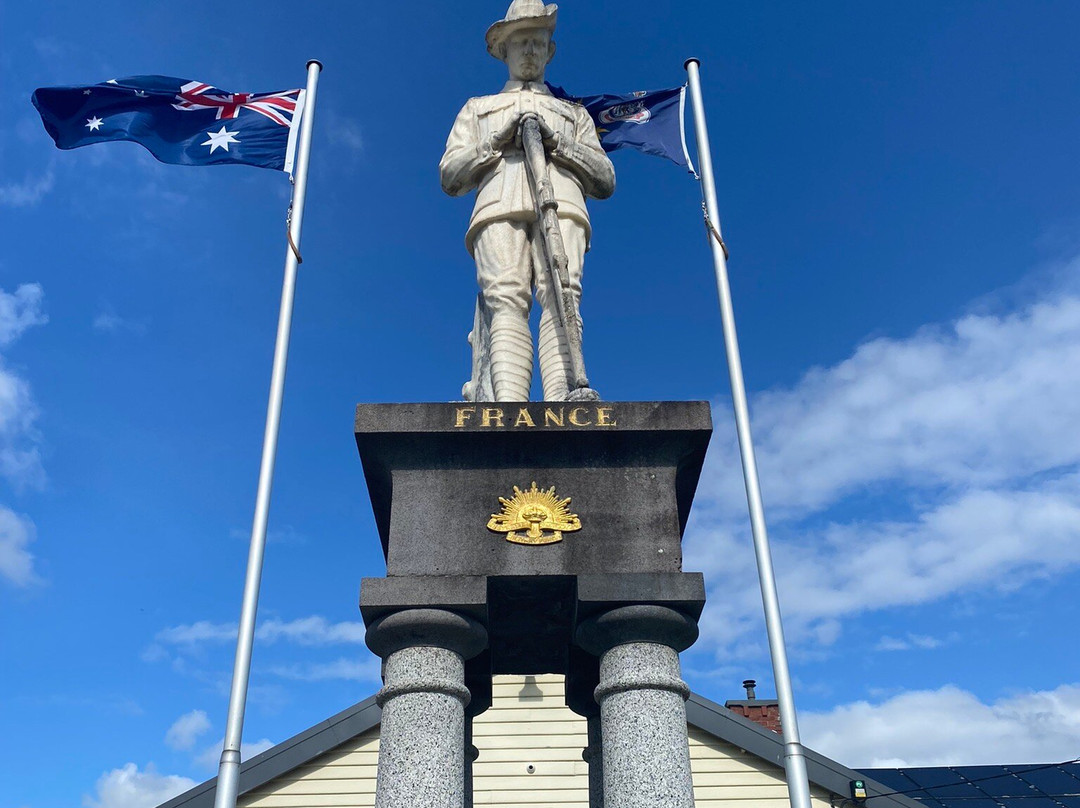 Trafalgar War Memorial景点图片