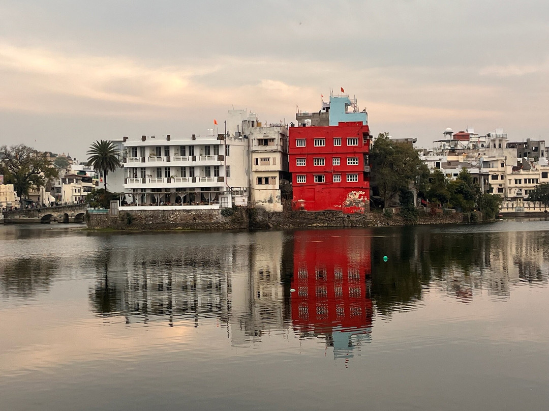 Oolala - Your Lake House in the Center of Udaipur主图