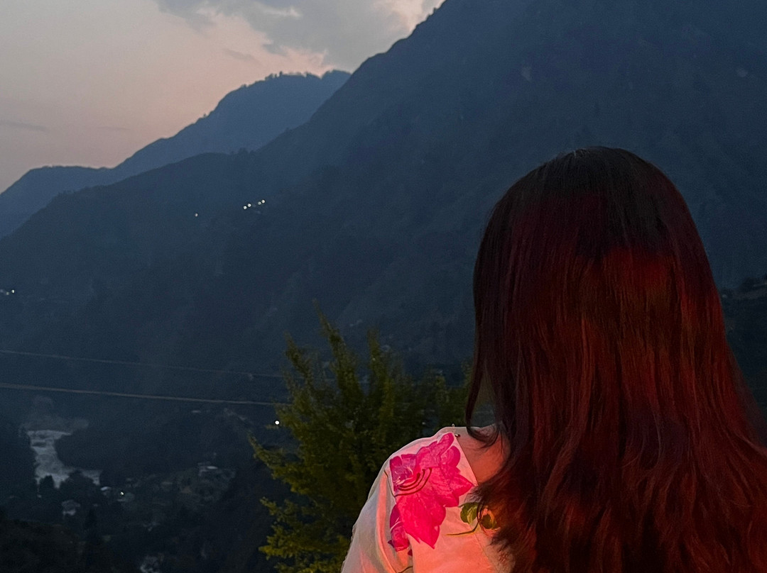 Hotel Mid Orchard Kasol - River Side