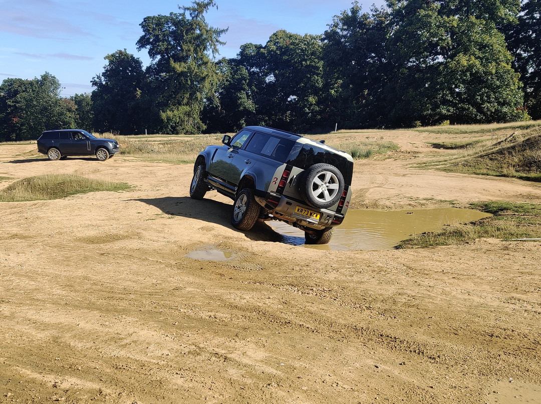 Landrover experience景点图片