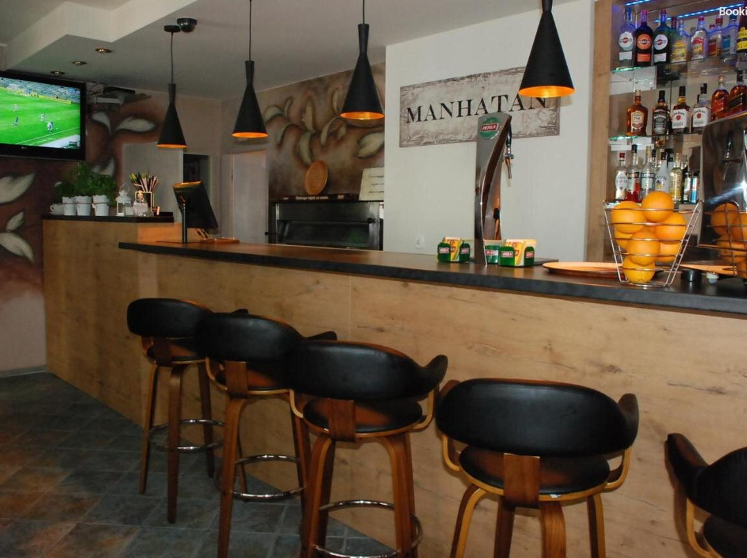 Hotel Manhatan主图