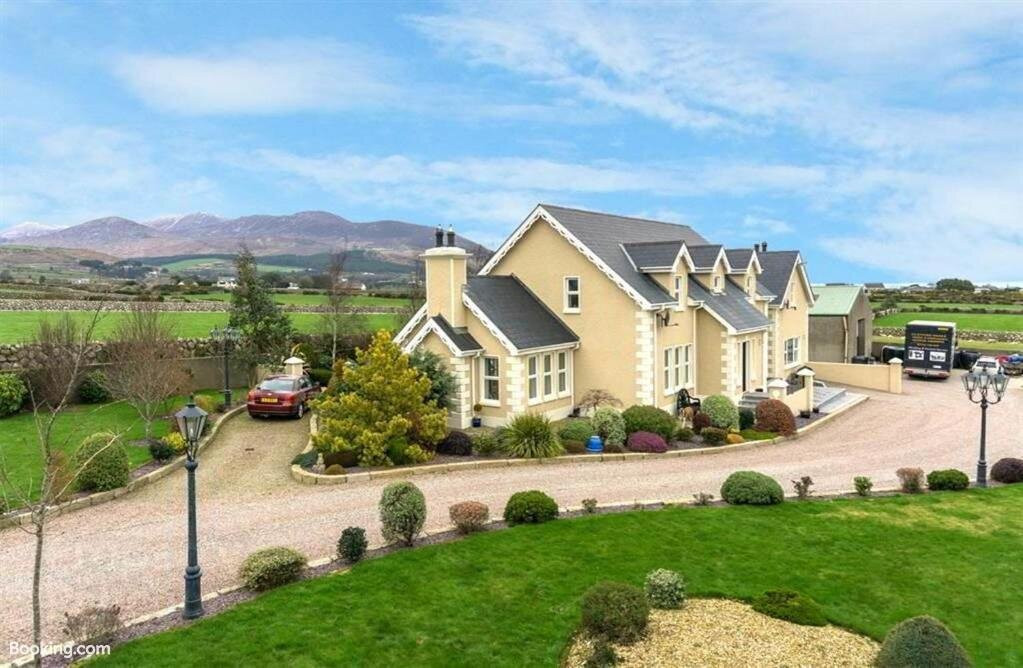 Tara House