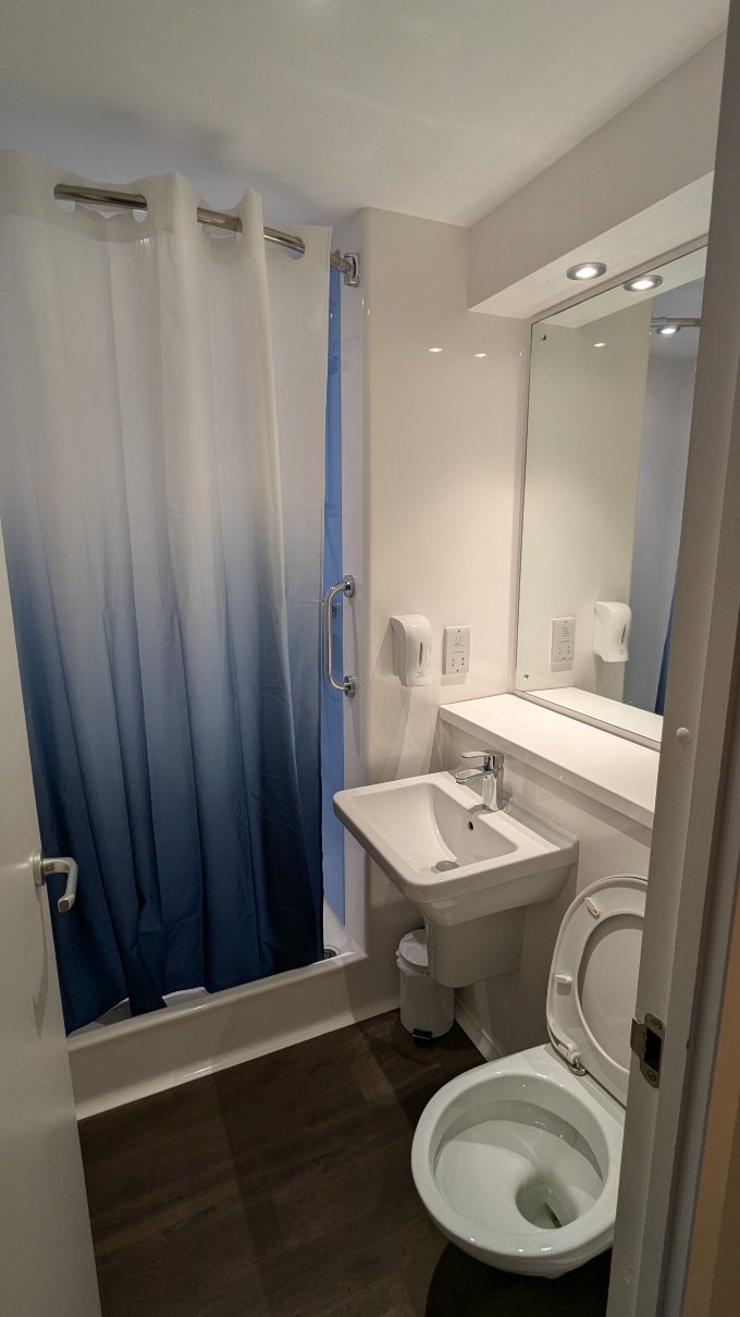 塞特福德旅客之家酒店-浴室