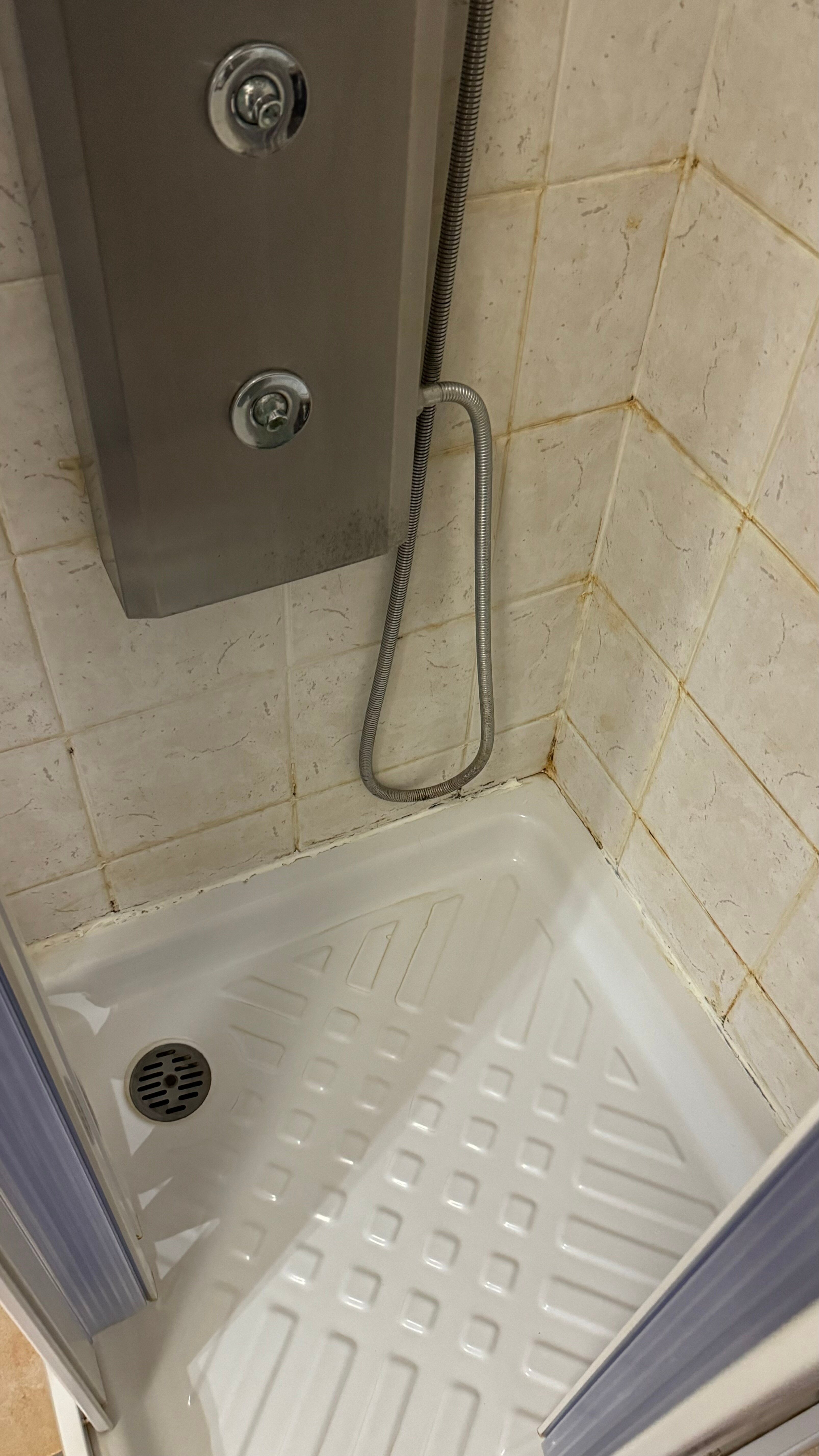 Villaggio Santa Lucia-官方