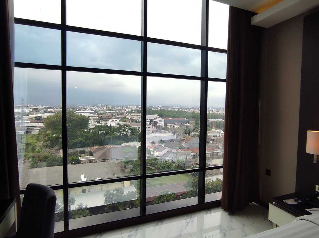 Hotel Grand Karlita Purwokerto主图