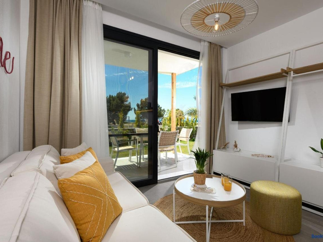 Nisea Beach Apartments
