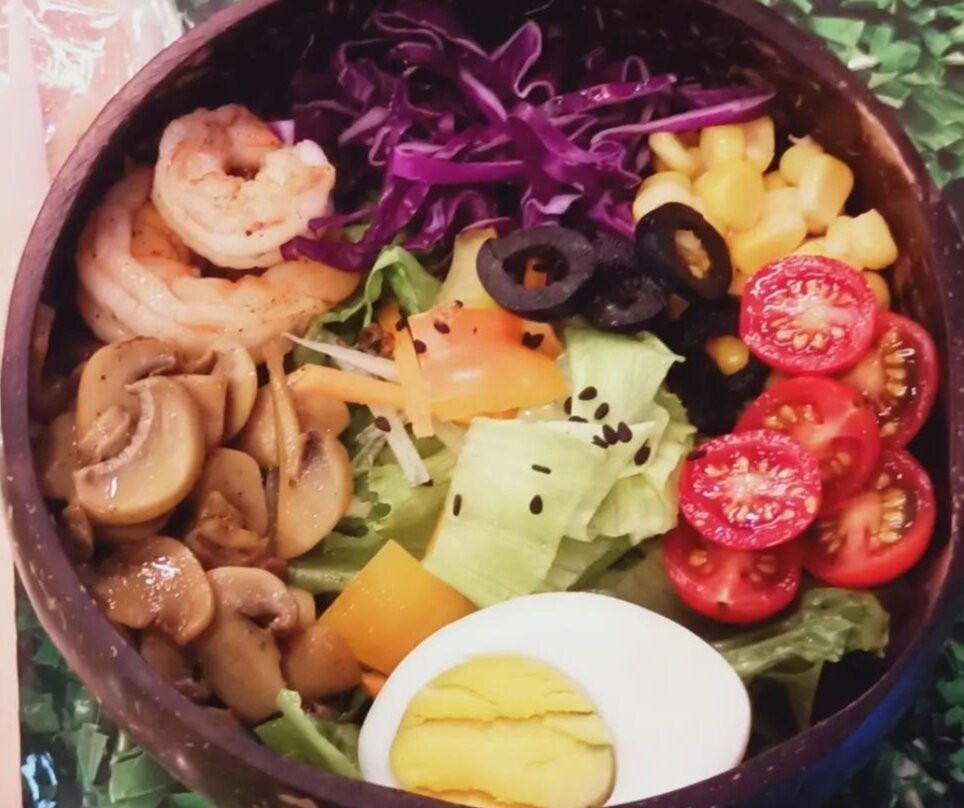 LOTUS Family Karaoke & Pujasera