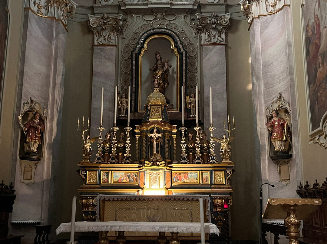 Chiesa di S. Vincenzo-切尔诺比奥必去景点