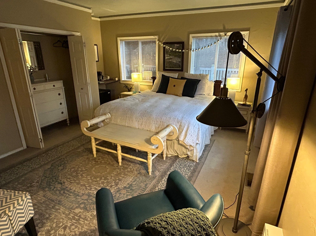 Warm Springs Inn & Winery主图