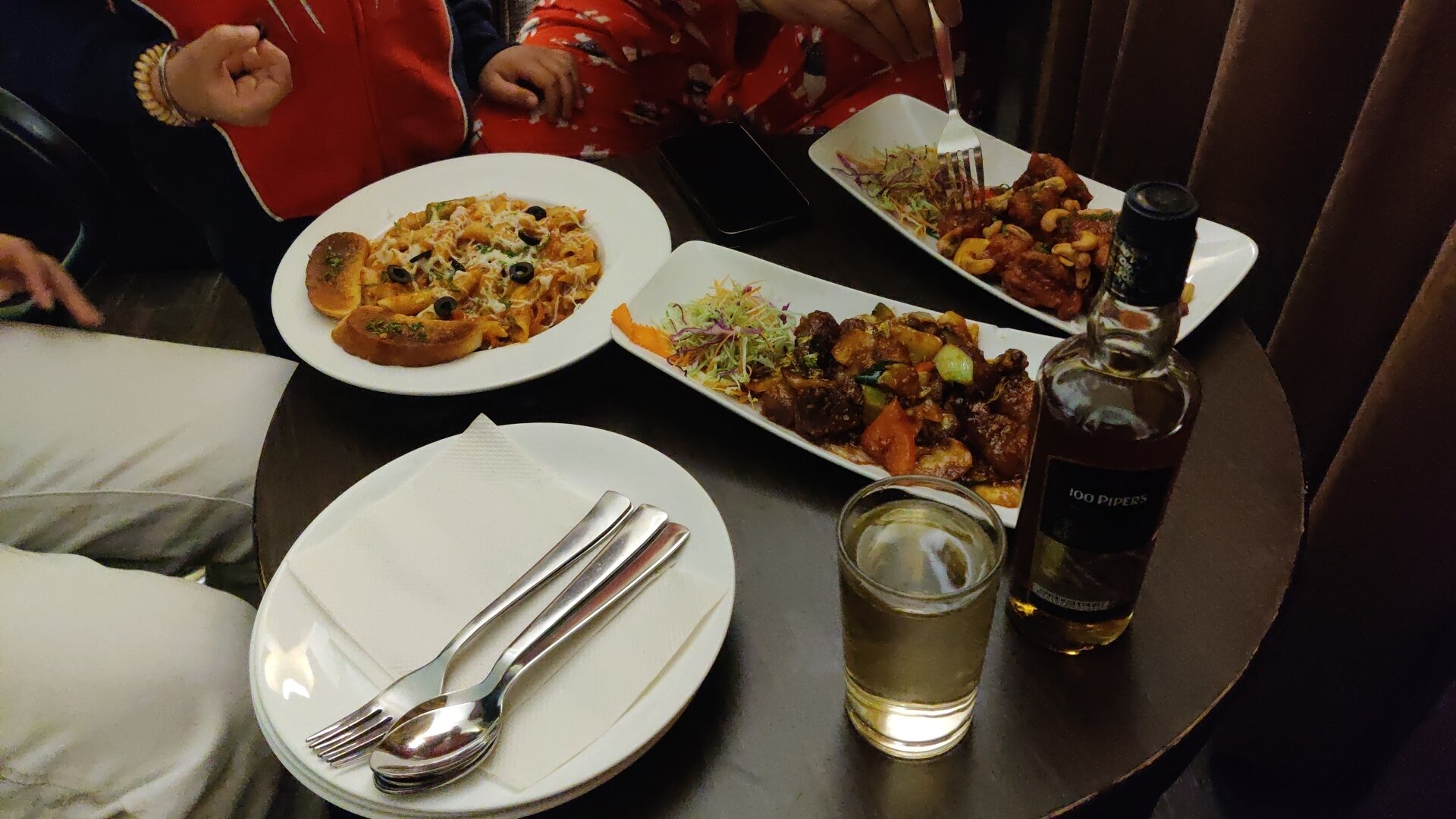 The Lily Hotel-官方