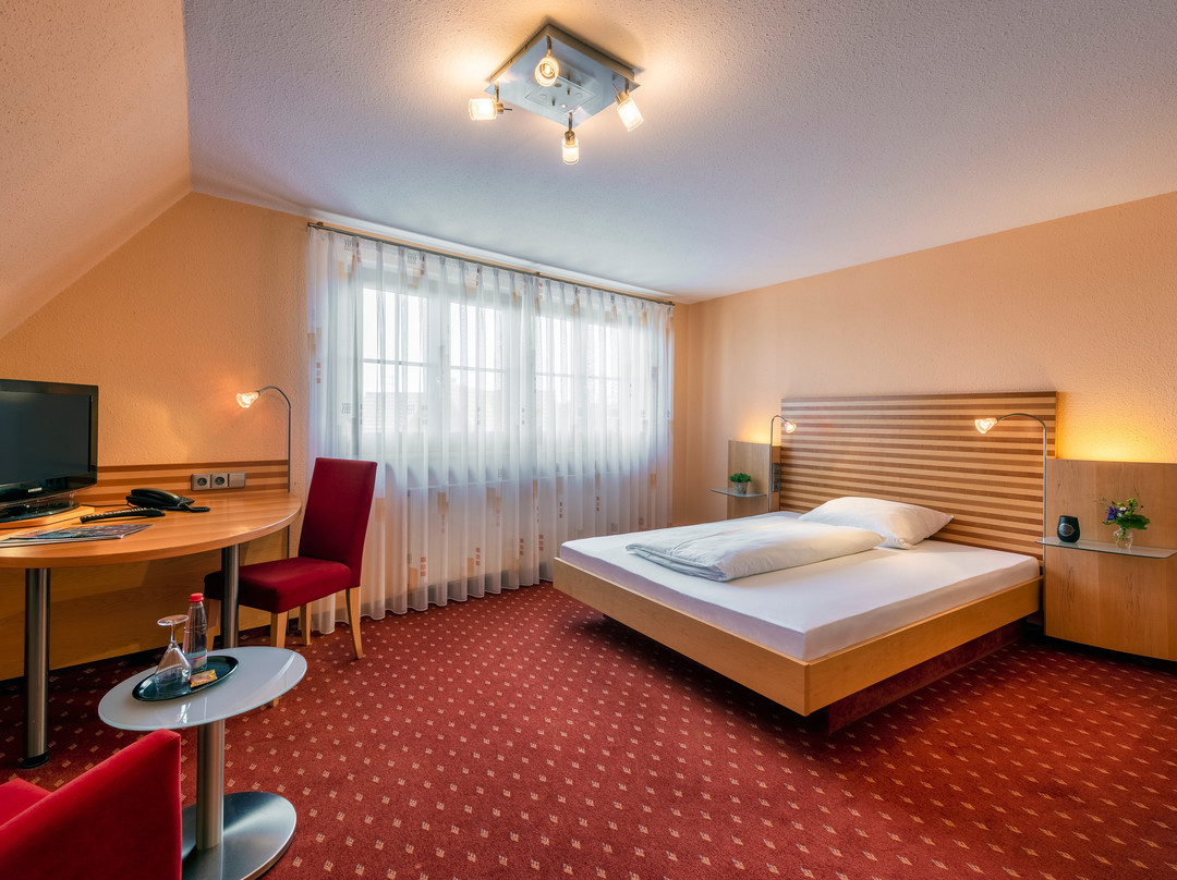 Danner's Hotel Lowen主图