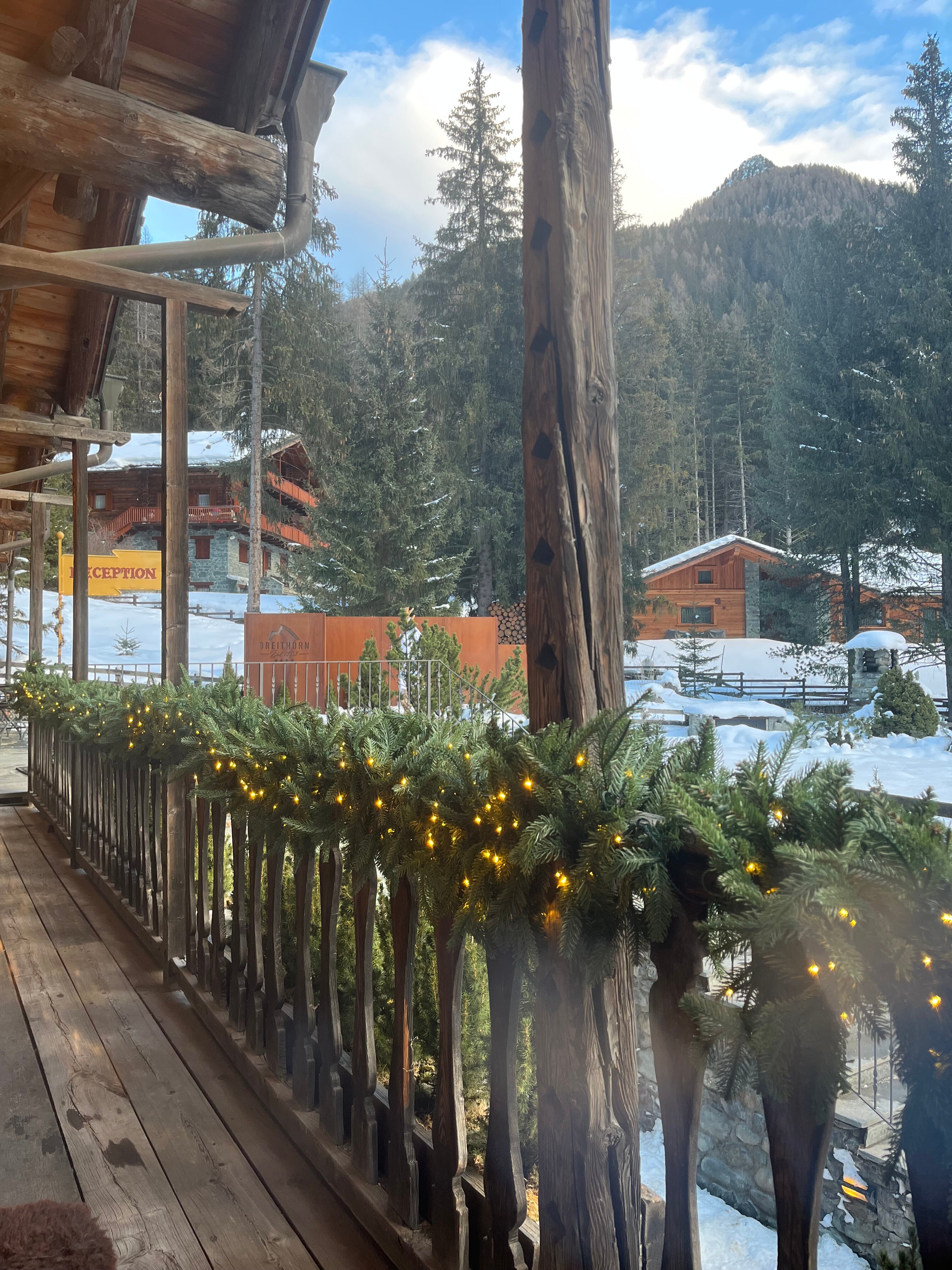 Breithorn Hotel-官方