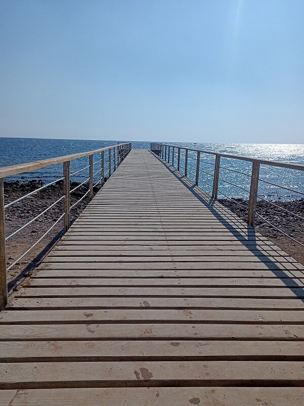 Poseidon Divers-达哈卜必去景点