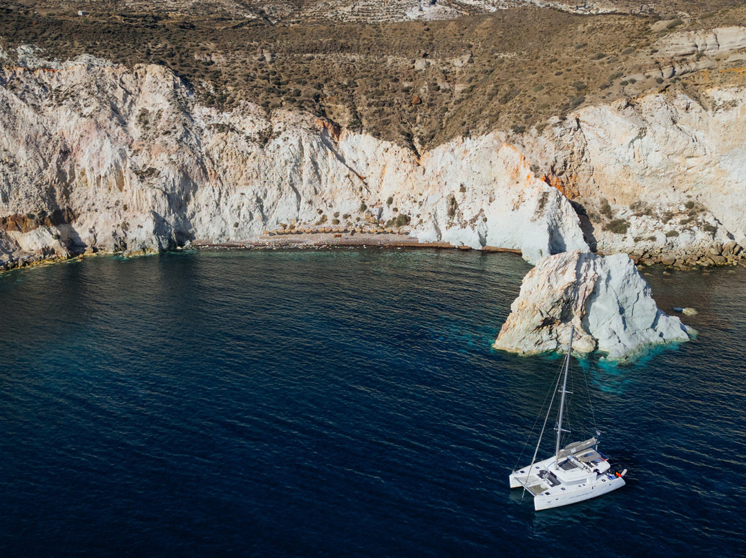Vista Yachting Santorini-圣托里尼必去景点