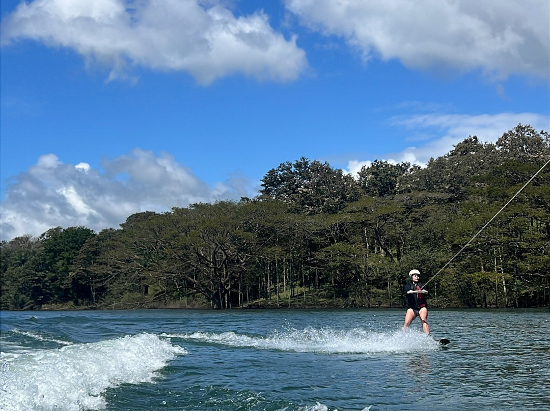 FlyZone Wakeboard School景点图片