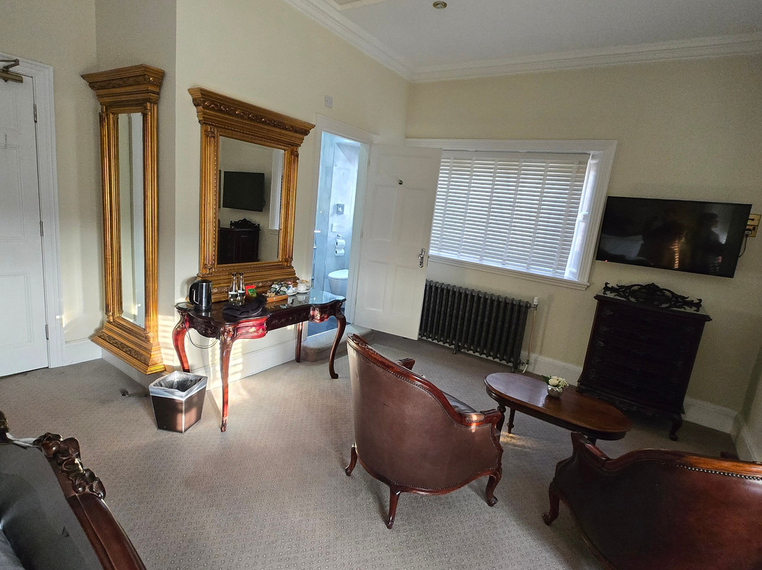 Dalston Hall Hotel主图