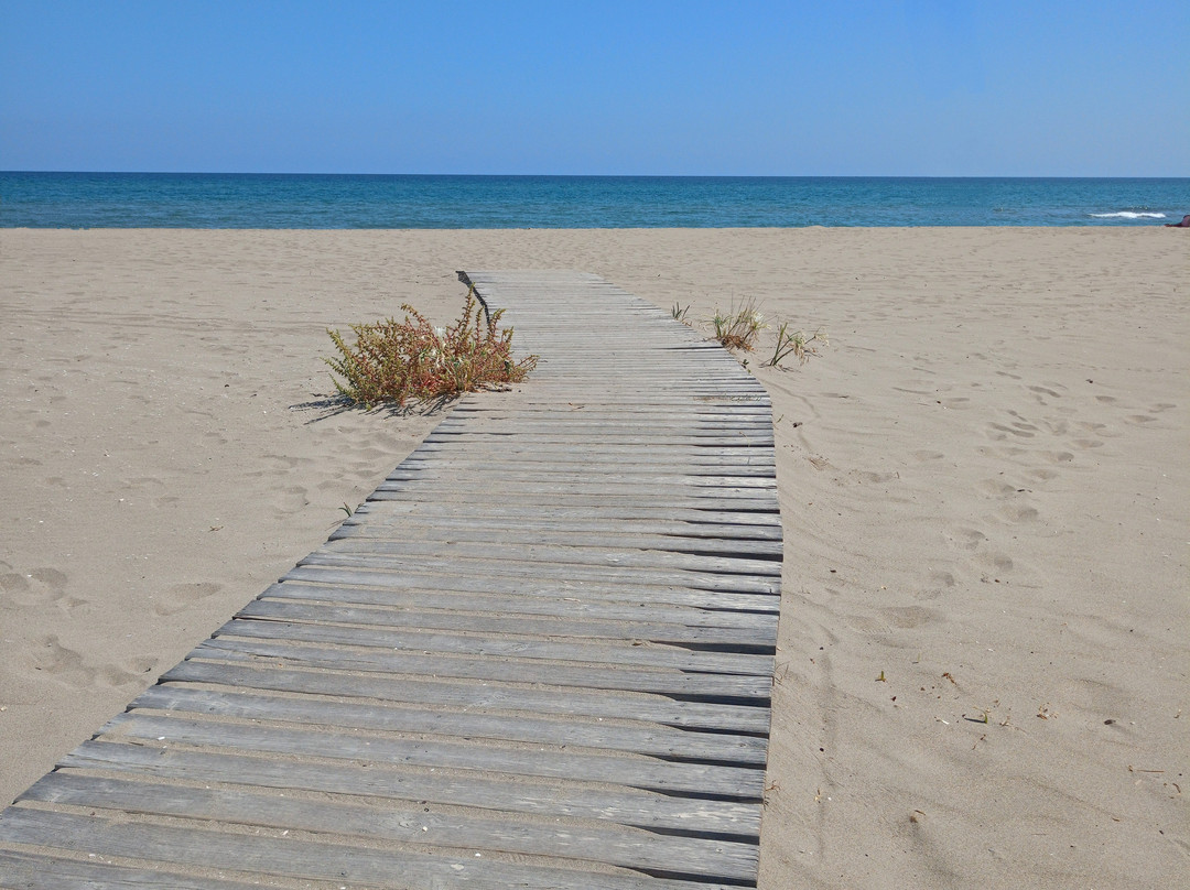 Colostrai Beach-Muravera必去景点