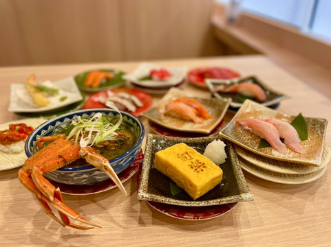 苫小牧市餐馆和美食-Shunraku Yanagimachi Kaiten Sushi Store