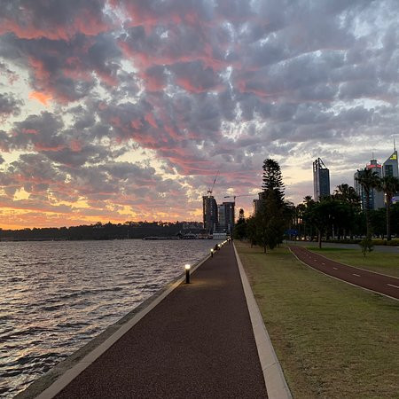 城市海洋酒店主图