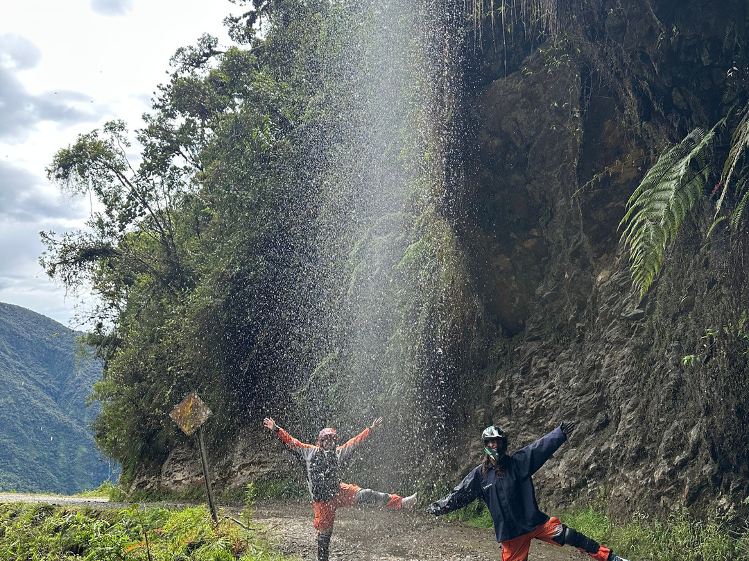 Evolution Adventure Travel - Death Road-拉巴斯必去景点