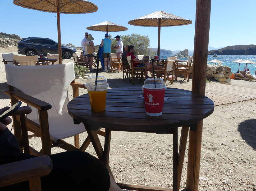 Mavrospilia Beach Bar