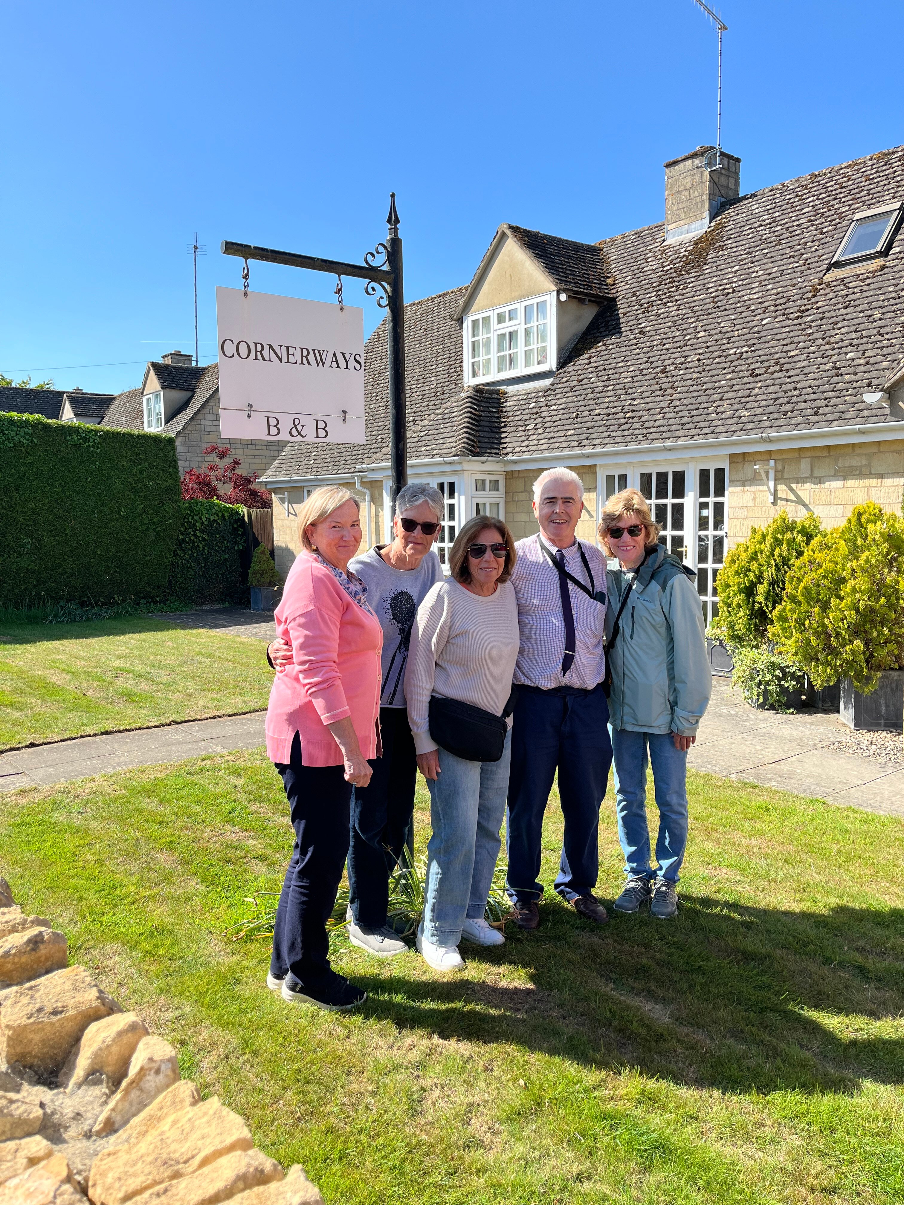 Cornerways Bed & Breakfast-官方