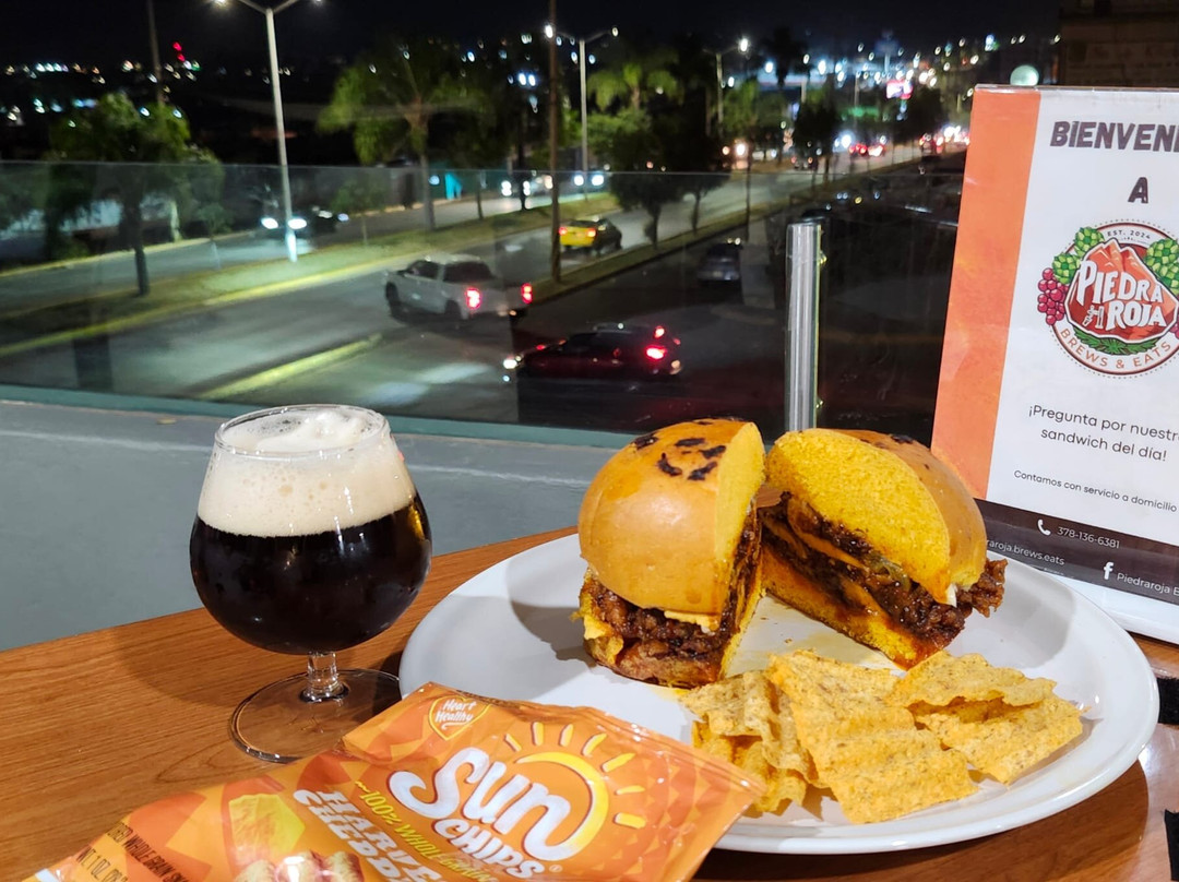 Piedra Roja Brews & Eats