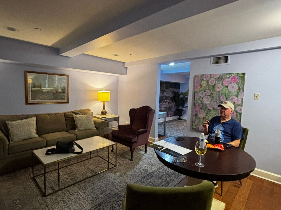 The Remington Suite Hotel & Spa主图