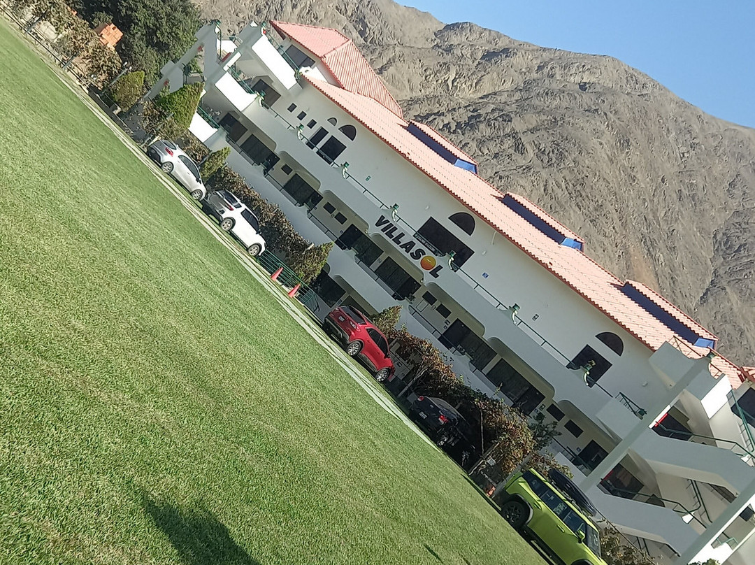 Villasol Hotel & Restaurant