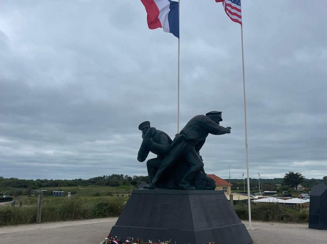U.S. Navy Monument-圣玛丽山必去景点
