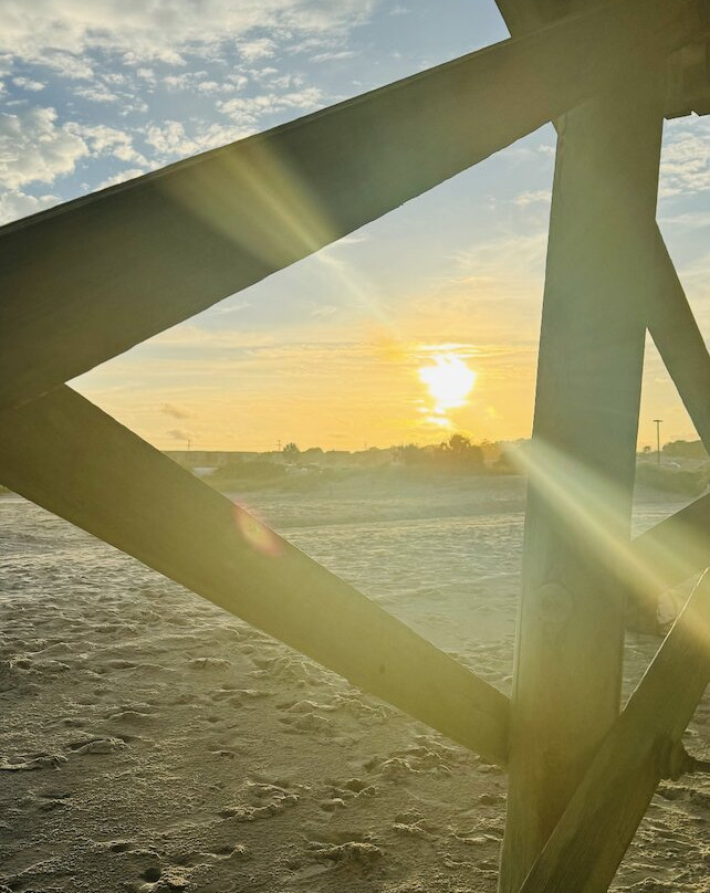 Apache Pier-美特尔海滩必去景点