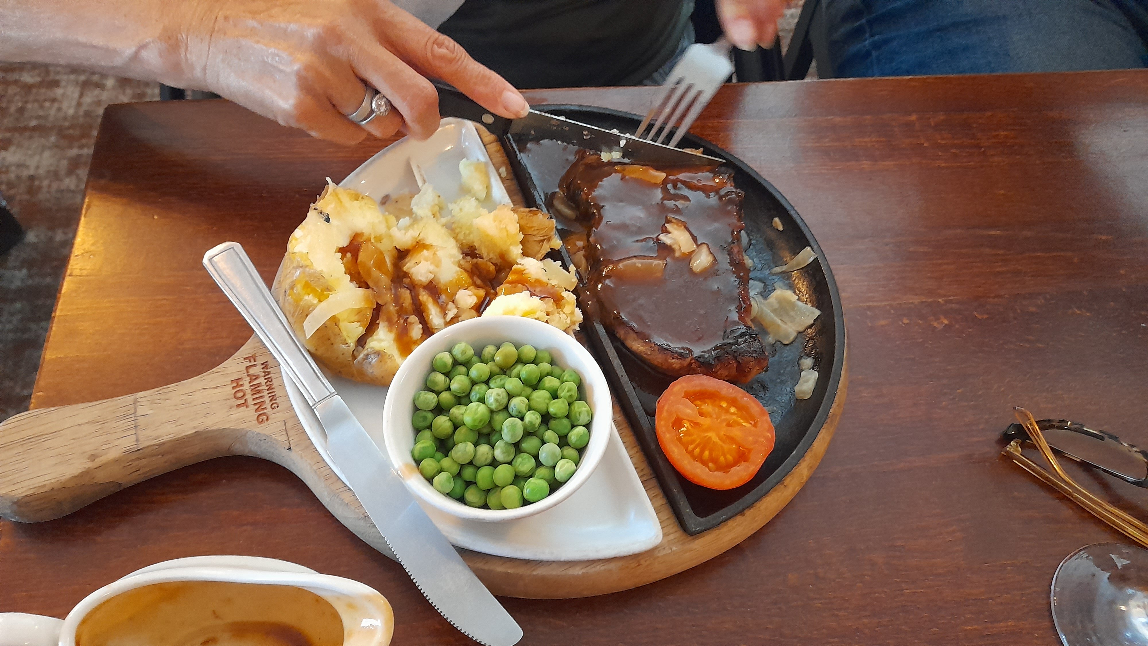 Brentwood Hotel-官方