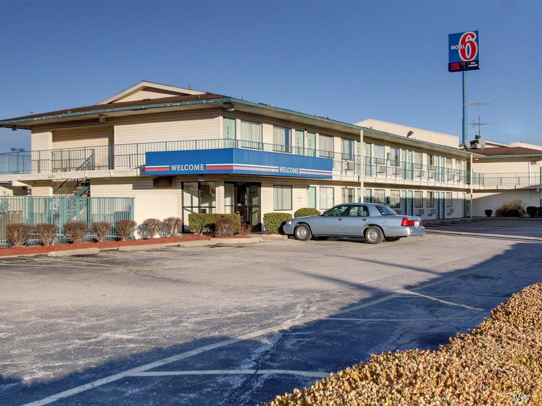Motel 6 Owensboro, KY