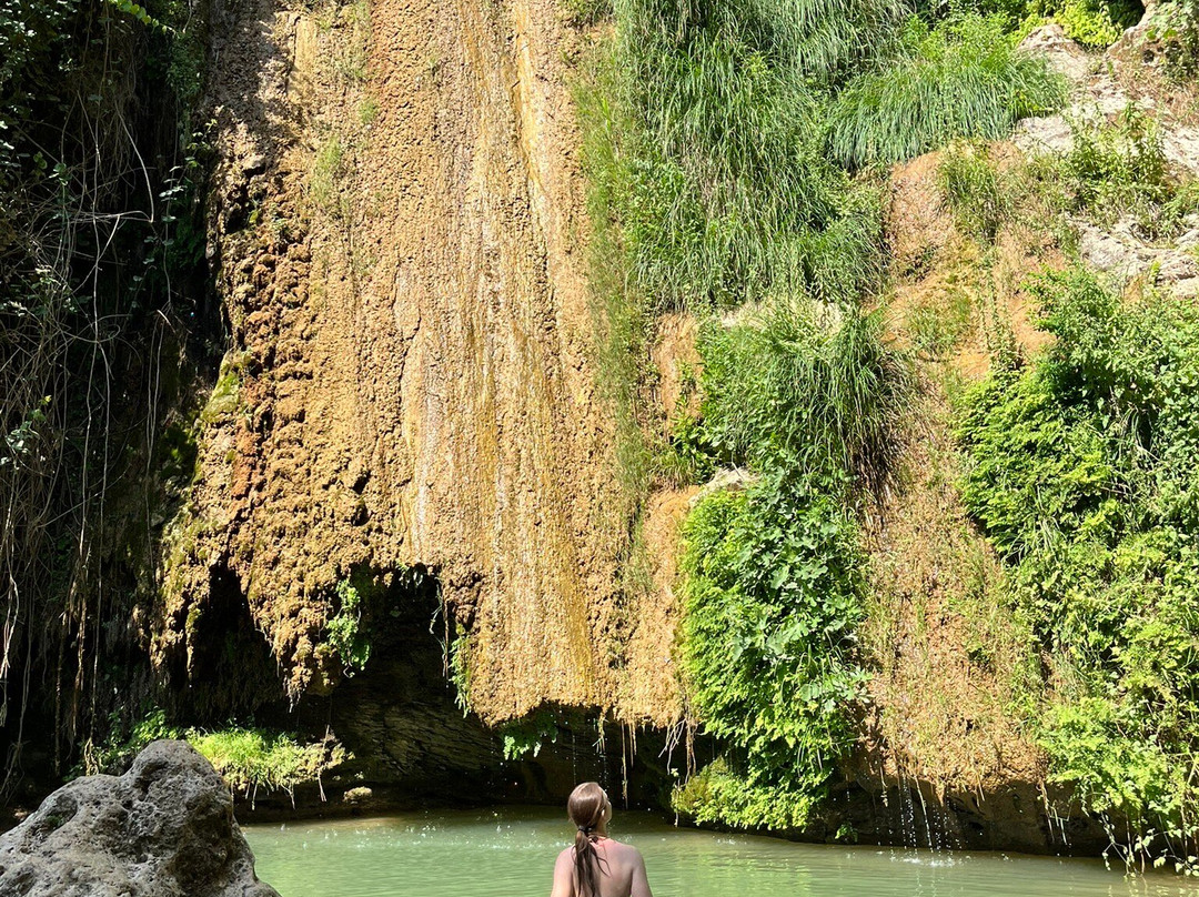Kalamaris Waterfall-Gialova必去景点