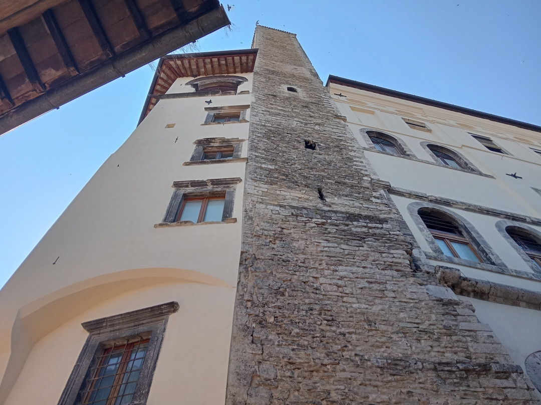 Torre dell’Olio-斯波莱托必去景点