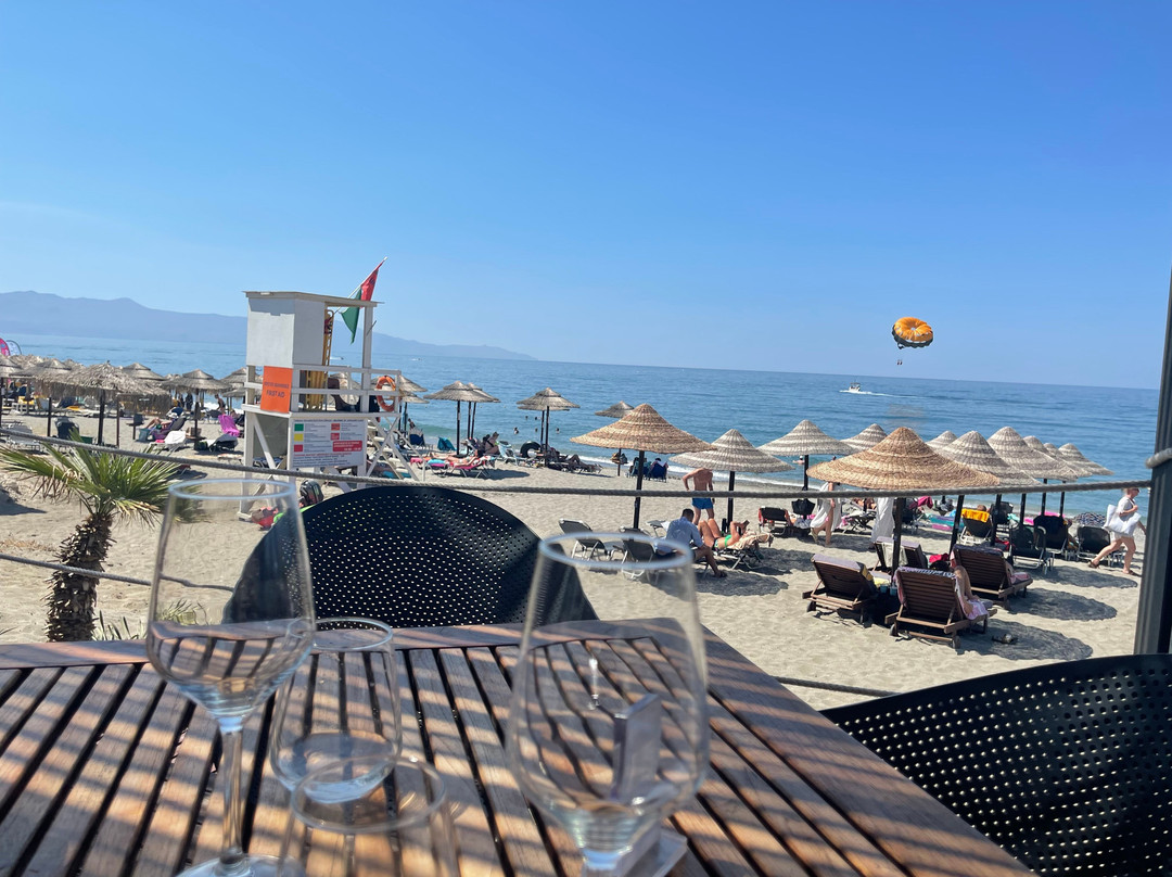 Neromylos Pool & Beach Bar-Platanias必去景点